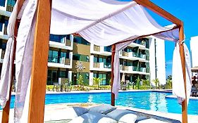 Conforto Terreo De Luxo Frente A Piscina - Aloha A17